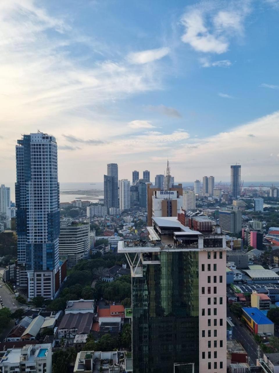 Apartment Tri-zen Apartment, Tower 02, 38f, A3 & A5 *