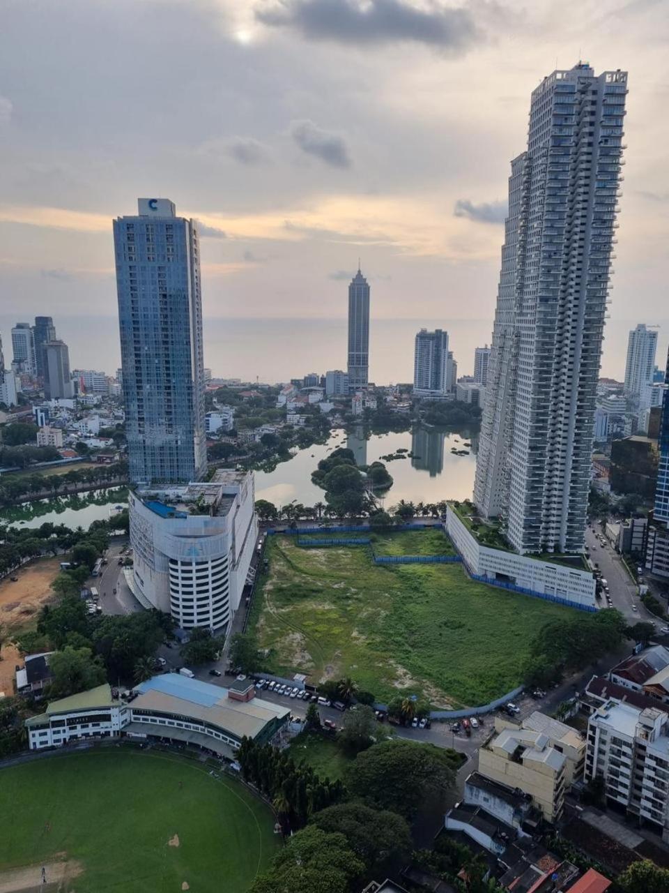 Tri-zen Apartment, Tower 02, 38f, A3 & A5 Apartment Colombo