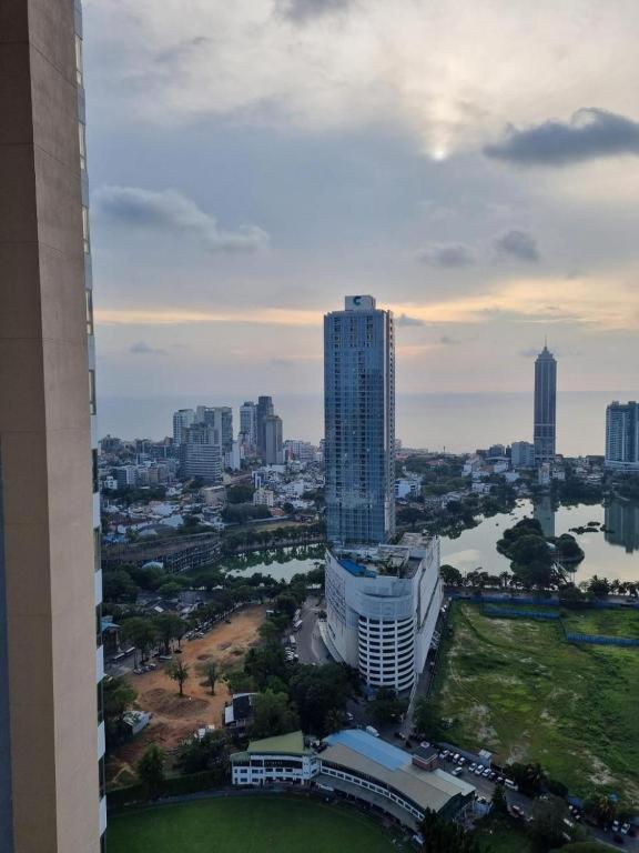 Tri-zen Apartment, Tower 02, 38f, A3 & A5 * Colombo